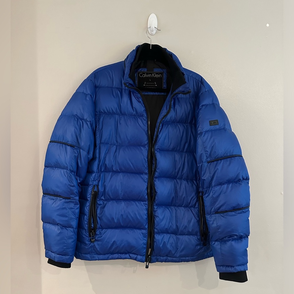 Calvin Klein Men’s Puffer Jacket in Blue size Large